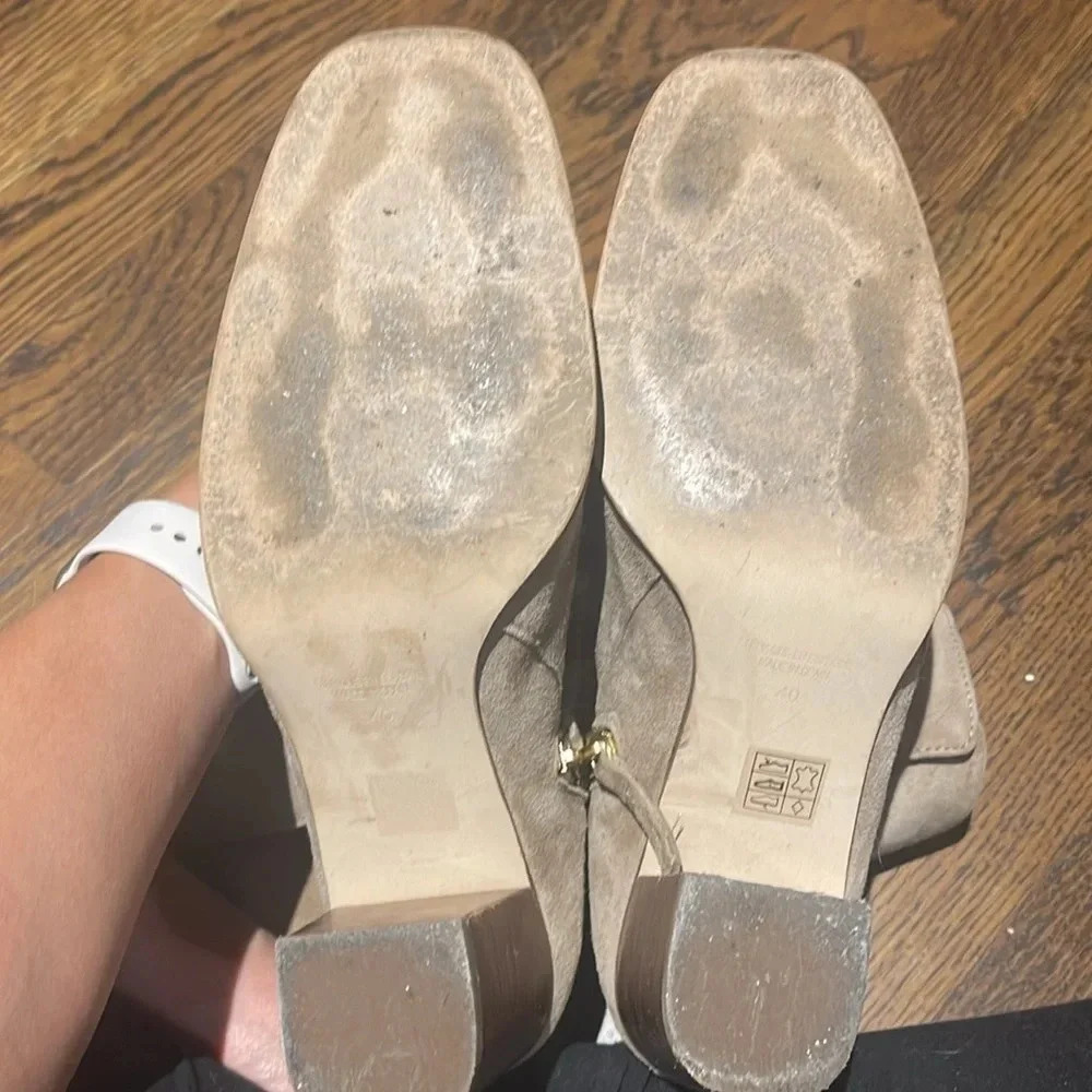 Free People tan suede boots. Size 40. Preloved, great condition. - Picture 9 of 10